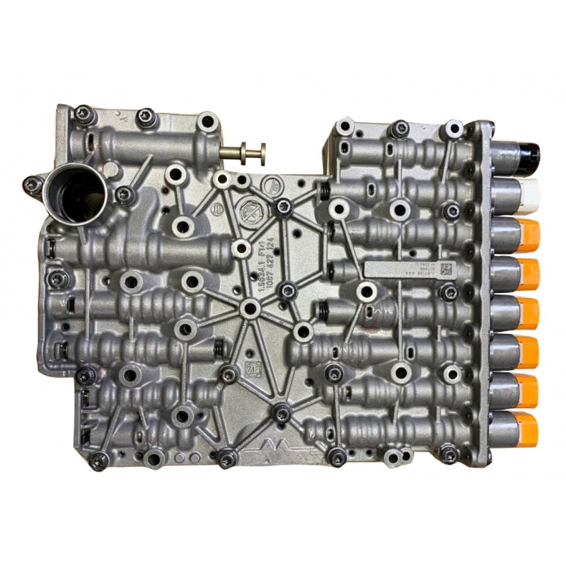 Riadiaca jednotka ventilu ZF 8HP AUDI M-Shift so solenoidmi [6 oranžová 0501218796, 1 biela 0501218797, 1 čierna 0501325143] oddeľovacia doska A049/B049 1087327178 horná doska 8217 dolná doska 841844