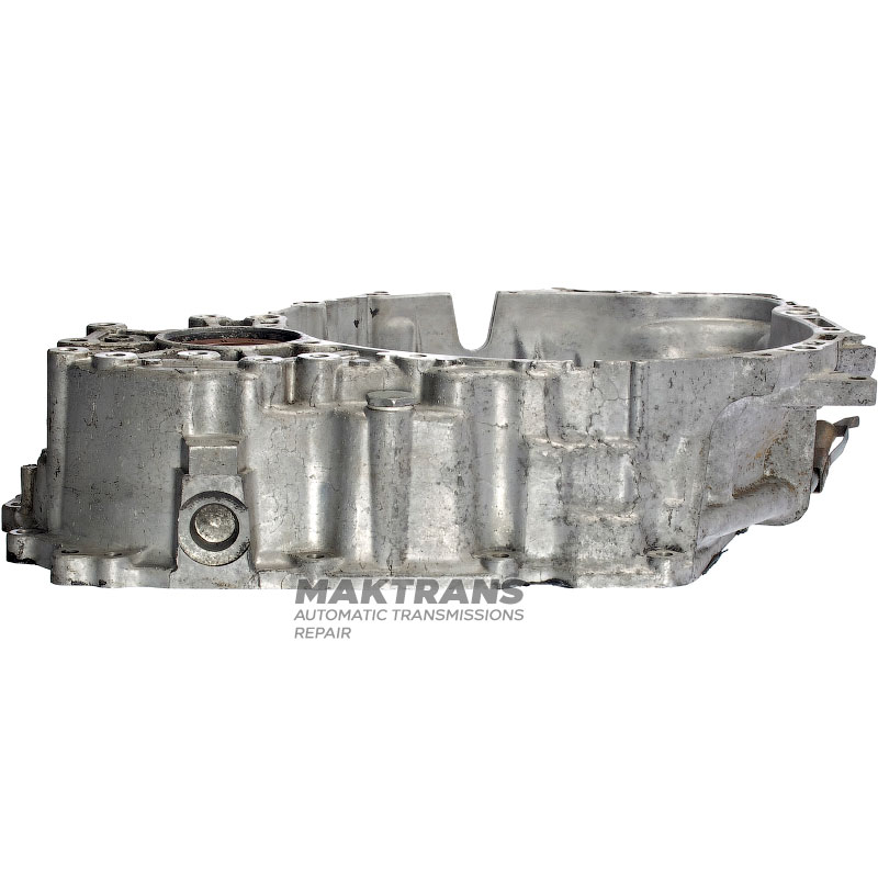 Predný kryt Aisin Warner AW 55-51SN P30713799 — VOLVO C70 2,5 T5 BENZÍN, 05-09