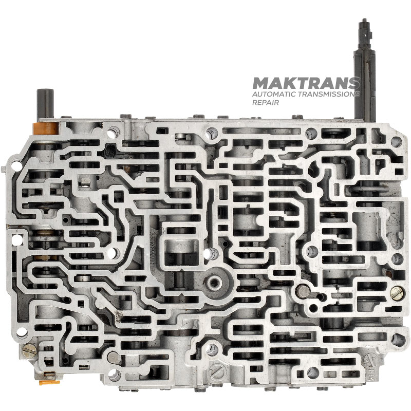 Teleso ventilu Mercedes-Benz 722.3 A1242770601 — (odstránené z použitého, netestované)