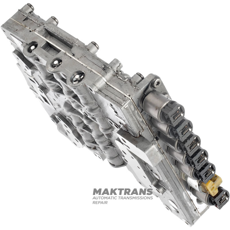Teleso ventilu komplet so solenoidmi (použité, netestované) FORD 6R60, 6R80 — oddeľovacia doska 6L2P-7Z490-FD, opravte toto teleso ventilu +150 USD k cene