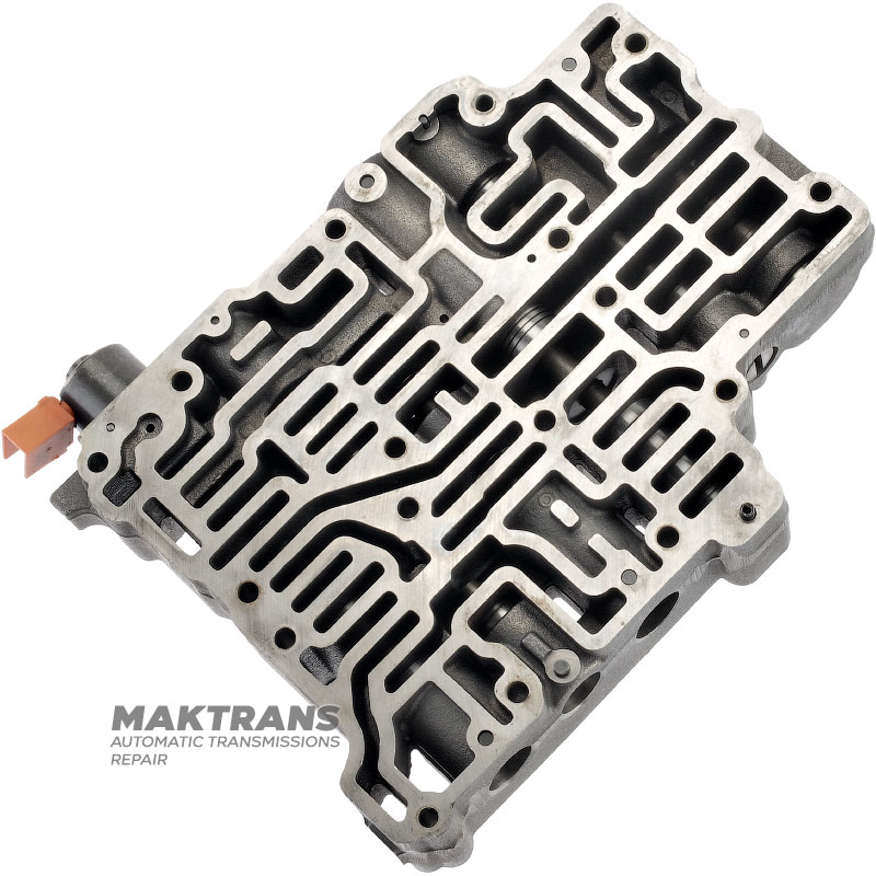 Teleso ventilu komplet so solenoidmi ALLISON 3000 Series MD3070 — dizajn WTEC, oddeľovacia doska MD7448, 29506434