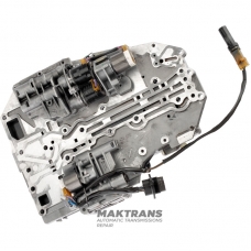 Teleso ventilu kompletné so solenoidmi ZF 4HP22 (použité, netestované) — oddeľovacia doska 086, 7-pinový konektor (1043428071, 1043428090, 1043428072, 1043428081, 1043428065)