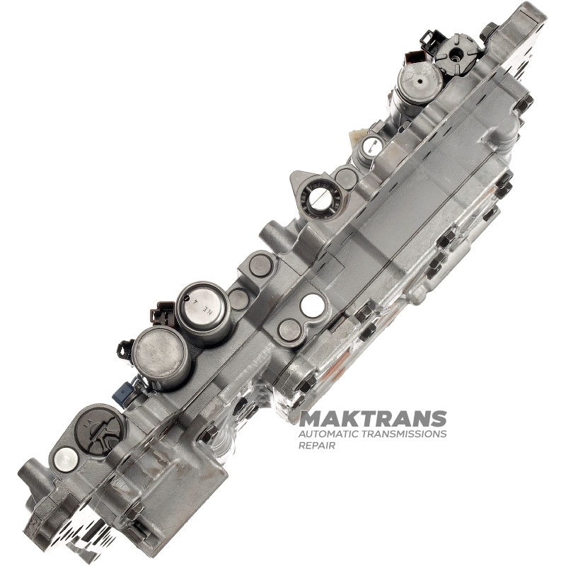 Teleso ventilu (použité, netestované) kompletné so solenoidmi TOYOTA / LEXUS A750 (oddeľovacia doska T02) - demontované z prevodovky označené 3501060A50, 35010-60A50 (Lexus GХ470 2003, UZJ120, 2UZFE)