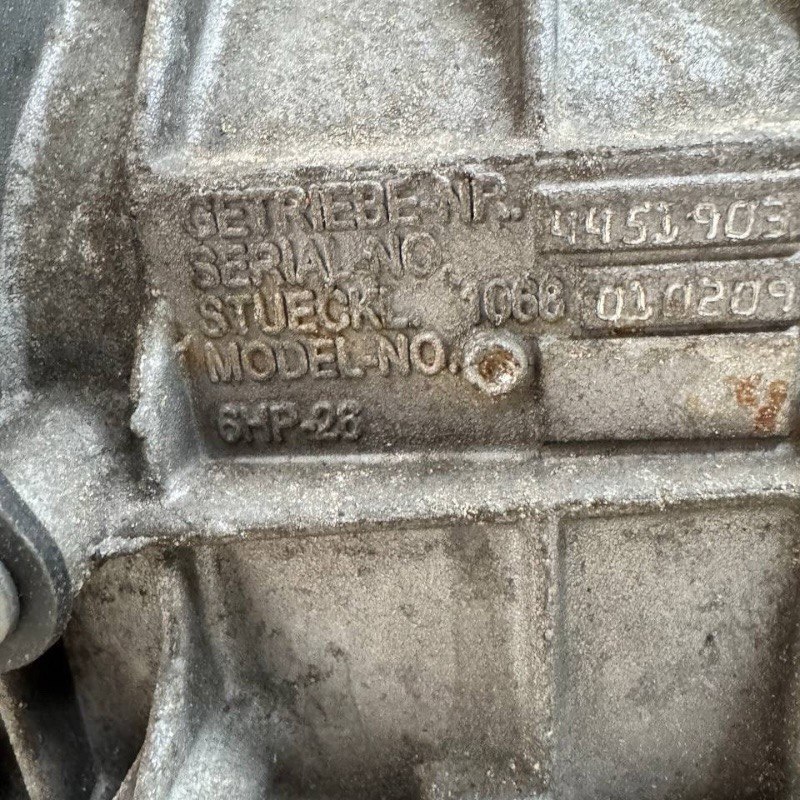 Zostava automatickej prevodovky (s meničom krútiaceho momentu) ZF 6HP26 2WD (RWD) — 8X23-7000-AE, 1068401373, 1068010209, (JAGUAR FX, 2.7 DIESEL, 2008-2018)