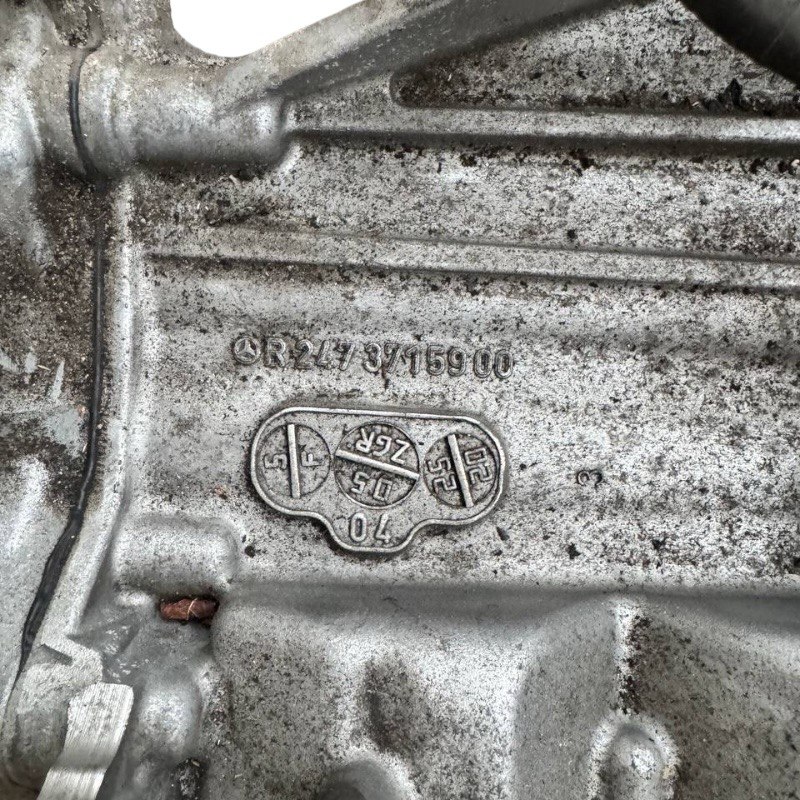 Kompletná prevodovka (s uhlovou prevodovkou) Mercedes-Benz 724.1, 4-Matic — 2473703000, (Mercedes-Benz GLB (247.6) 2.0 GLB-220d 4-Matic SUV, nafta, 1.950 cm3, 140 kW (190 ks), 4x4, OM654920, 2019-08, 247.615)