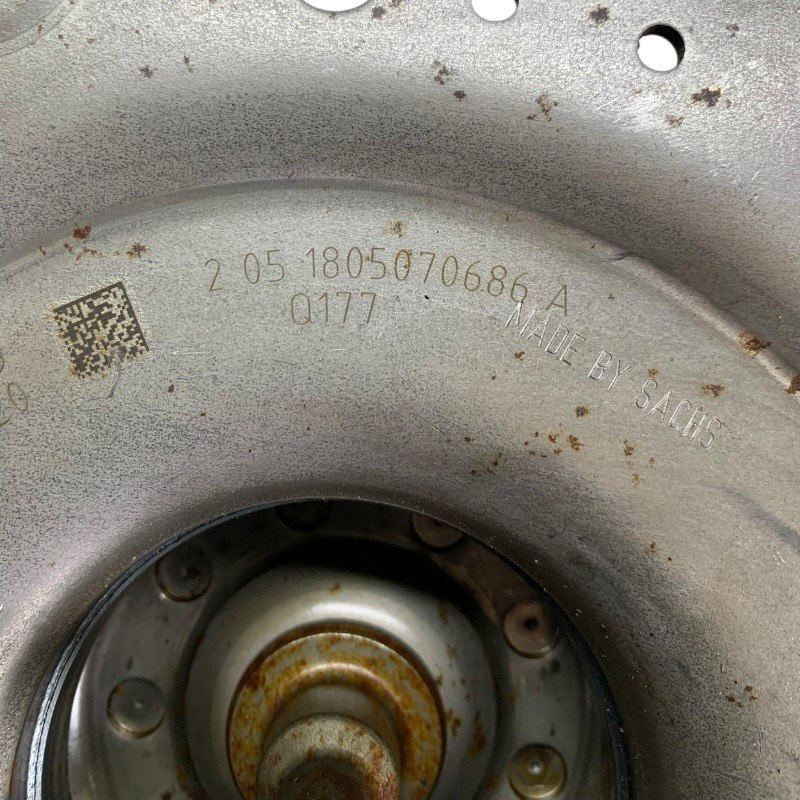 Menič krútiaceho momentu (použitý, neopravený) ZF 8HP65A — 1103322037, označenie Q177, 0D5 323 571 E, 0D5 323 571 A, 9A7 323 571, 0D5 323 571 E, 0D5 323 571 A