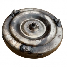 Menič krútiaceho momentu (použitý, neopravený) ZF 5HP19 — označenie 156 208, 3 montážne čapíky