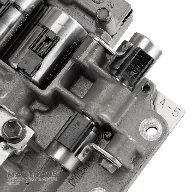 Teleso ventilu kompletné so solenoidmi (repasované) Aisin Warner TR-60SN VAG 09D — oddeľovacia doska A-5