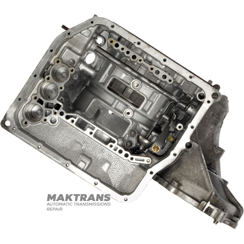 Centrálny kryt Toyota U140F U140E 3510421010