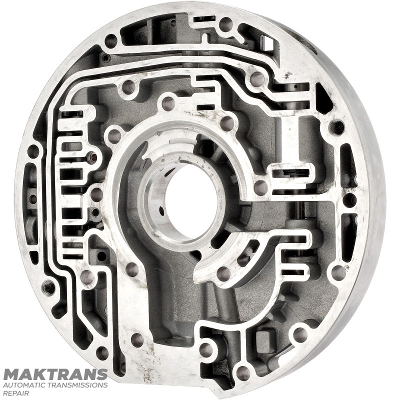Doska ventilu olejového čerpadla (použitá, netestovaná) FORD E4OD, 4R100 — F81P-7B342-AA