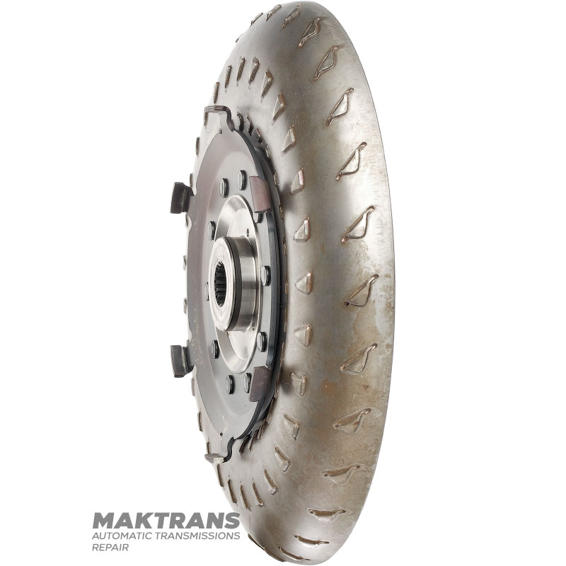 Turbínové koleso meniča krútiaceho momentu Nissan RE4R03A / JATCO JR403E — vonkajší Ø 239,35 mm, 18 drážok, vonkajší náboj Ø 39,85 mm, označenie meniča krútiaceho momentu KM