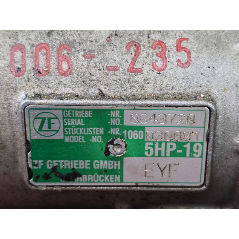 Zostava automatickej prevodovky (s meničom krútiaceho momentu) ZF 5HP19FL, VAG 01V, 2WD (FWD) - označenie EYF, 1060030081