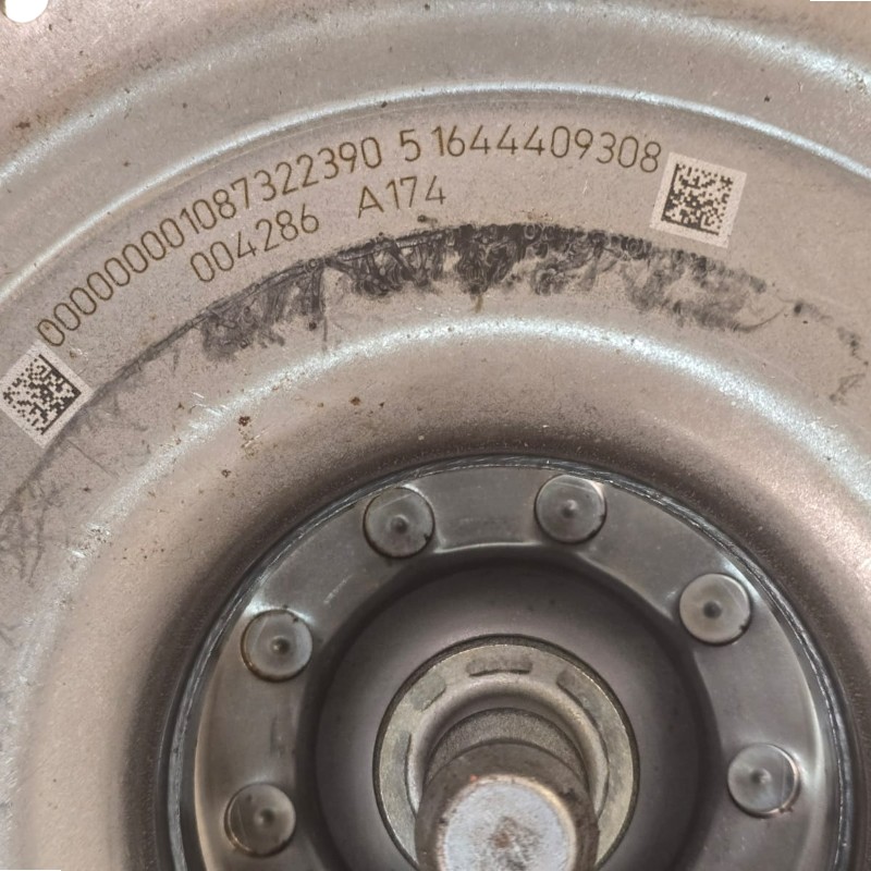 Menič krútiaceho momentu AUDI ZF 8HP55A — označenie A174, 004286, 1087322390