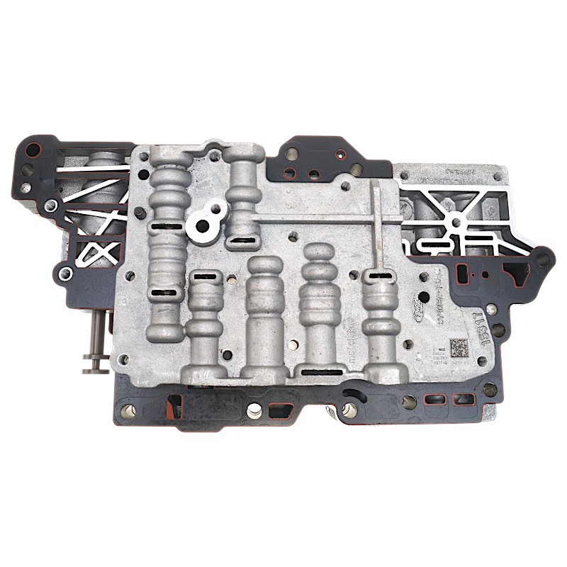 Teleso ventilu (bez solenoidového bloku) FORD 6F50, 6F55 — použité, netestované, 7T4P-7A101-AC, 7T4P-7A092-AC, 7T4P-7H195-AF