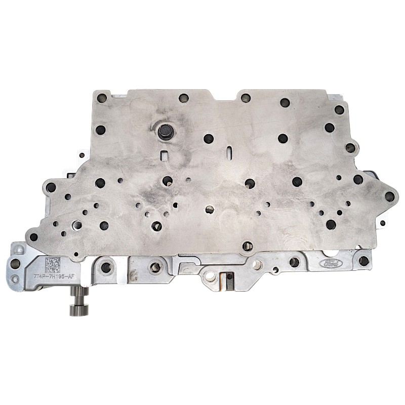 Teleso ventilu (bez solenoidového bloku) FORD 6F50, 6F55 — použité, netestované, 7T4P-7A101-AC, 7T4P-7A092-AC, 7T4P-7H195-AF