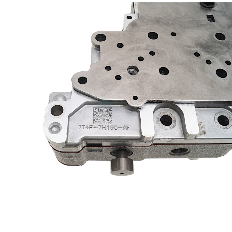 Teleso ventilu (bez solenoidového bloku) FORD 6F50, 6F55 — použité, netestované, 7T4P-7A101-AC, 7T4P-7A092-AC, 7T4P-7H195-AF
